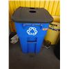 Image 2 : Qty 3 Waste Receptacles: Rubbermaid Brute, Recycle, etc