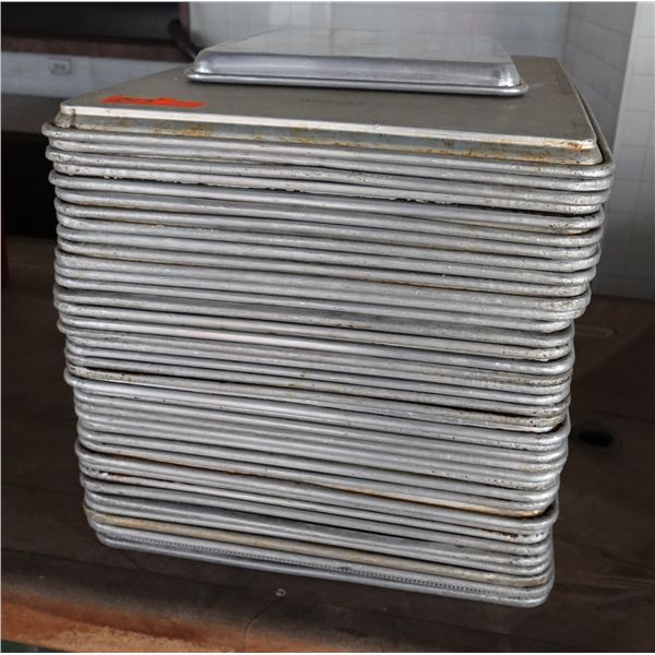 Multiple Baking Sheet Pans 17" x 24"