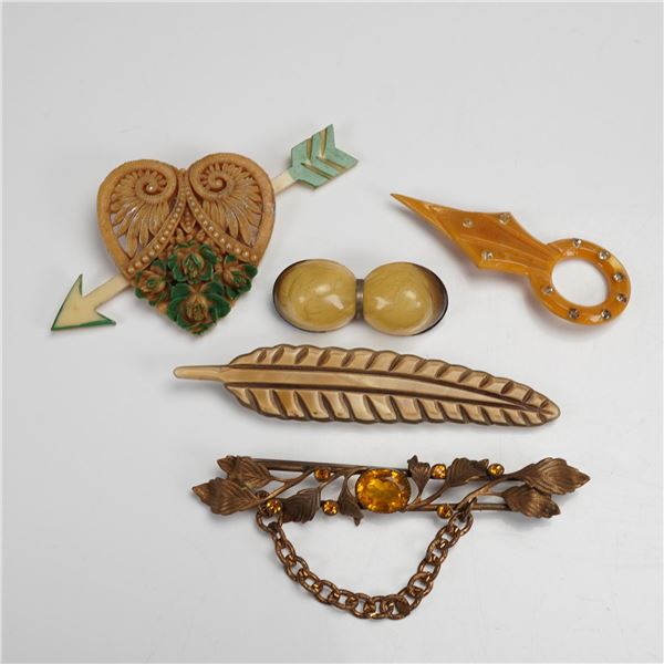 5pc Assortment of Vintage Brooches