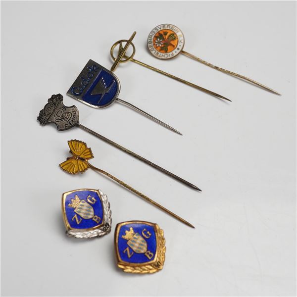 7pc Vintage metal Pins