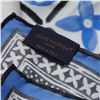 Image 5 : Louis Vuitton Monogram Flower Tile Silk Scarf