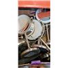 Image 1 : BOX OF MAKEUP MIRRORS, STORE RETURNS