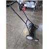 Image 2 : YARDWORKS 18" REEL MOWER