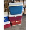 Image 1 : METAL COOLER, IGLOO COOLER AND RUBBERMAID COOLER