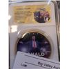 Image 2 : 3 NEW COMMEMORATIVE DONALD TRUMP COINS WITH CASES