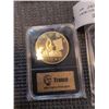 Image 2 : 3 NEW COMMEMORATIVE DONALD TRUMP COINS WITH CASES