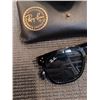 Image 2 : 3 PAIRS OF SUNGLASSES