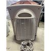 Image 2 : 2 SMALL HEATERS