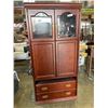 Image 2 : CANADIAN MADE BUHLER FURNITURE ENTERTAINMENT UNIT