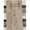 Image 2 : PORTABLE LARGE TV TRIPOD