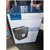 Image 3 : INSIGNIA 10 SHEET MICRO CUT PAPER SHREDDER - TESTED WORKING, RETAIL $129