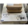 Image 2 : WHITE PNEUMATIC ARM SINGLE ULTRAWIDE MONITOR DESK MOUNT, WHITE MECHANICAL ARM SINGLE MONITOR DESK MO