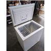 Image 2 : FRIDGIDAIRE CHEST FREEZER