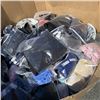 Image 2 : APPROX 340 PCS OF NEW WOMENS CLOTHING IN ASSORTED SIZES. TOTAL APPROX. RETAIL VALUE $15,000