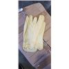 Image 2 : CASE OF NEW RUBBER GLOVES