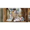 Image 2 : 9 GLASS VASES