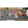 Image 1 : VINTAGE KITCHEN ITEMS