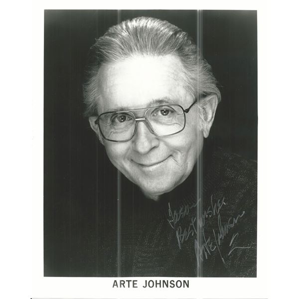 Comedian Arte Johnson signed photo