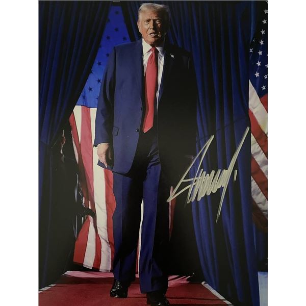 47th US President Donald Trump signed photo