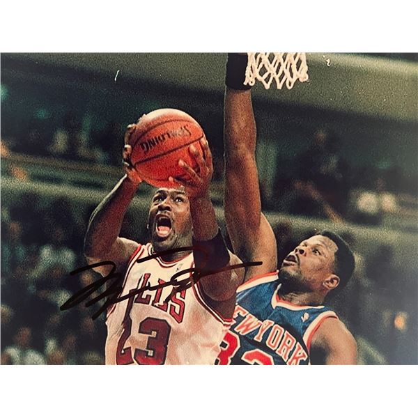 Chicago Bulls Michael Jordan signed photo
