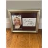 Image 1 : Courtney love signed picture no COA