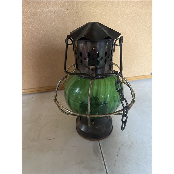 Antique oil/kerosene lantern