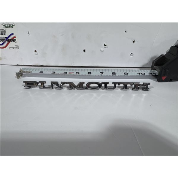 1968-72 Roadrunner/Cuda/Duster hood or trunk emblem