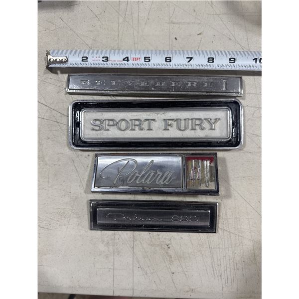Belvedere I, sport fury, Polara 440 and Polara 880 badges