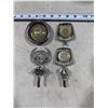 Image 1 : Various hood emblems and horn button