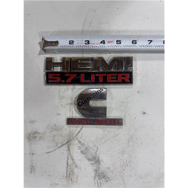 Hemi and Cummins fender badge