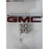 Image 1 : GMC grille badge and wheel centers