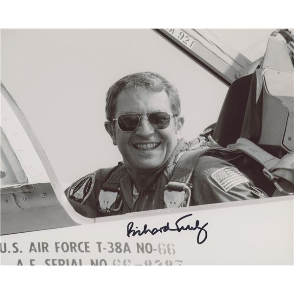 NASA Richard Truly signed photo