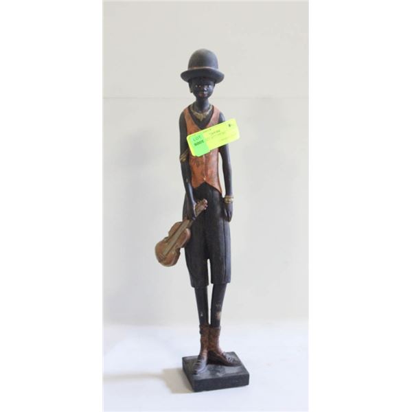 16" TALL WOODEN MUSICIAN SCULPTURE