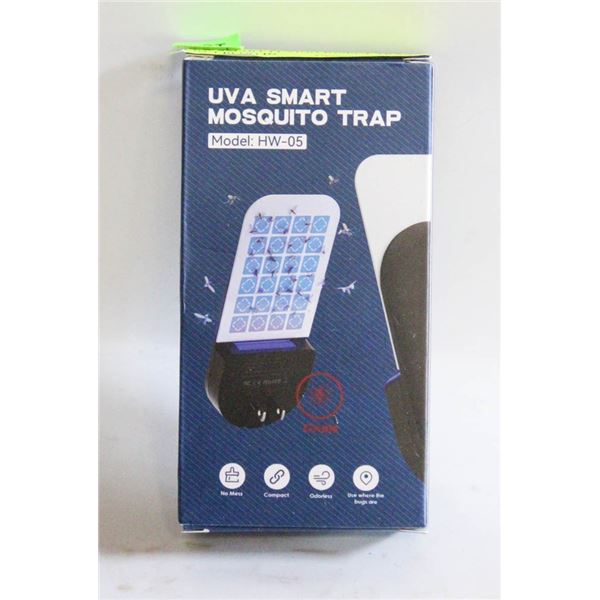 NEW SMART FLYING INSECT TRAP 2-IN-1 PLUG IN