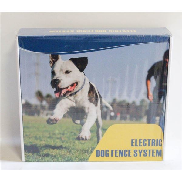 NEW DOG ELECTRIC FENCE W/TRAINING COLLAR