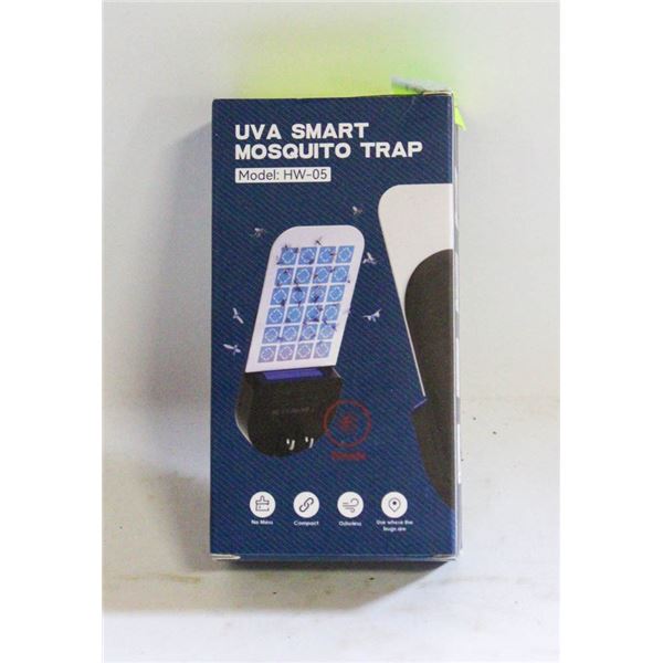 NEW SMART FLYING INSECT TRAP 2-IN-1 PLUG IN