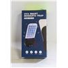 Image 1 : NEW SMART FLYING INSECT TRAP 2-IN-1 PLUG IN