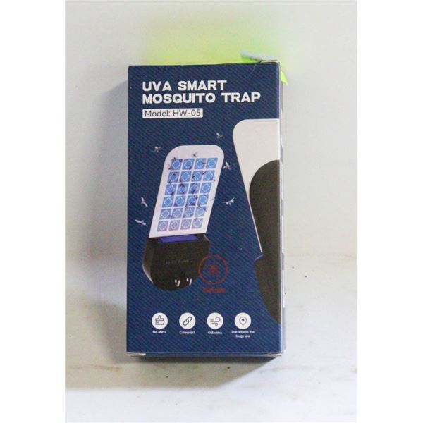 NEW SMART FLYING INSECT TRAP 2-IN-1 PLUG IN