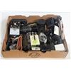 Image 1 : LARGE FLAT OF VINTAGE CAMERAS, LENSES,
