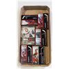 Image 1 : FLAT OF ASSORTED HOCKEY COLLECTIBLES