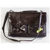 Image 1 : BROWN LEATHER BRIEFCASE
