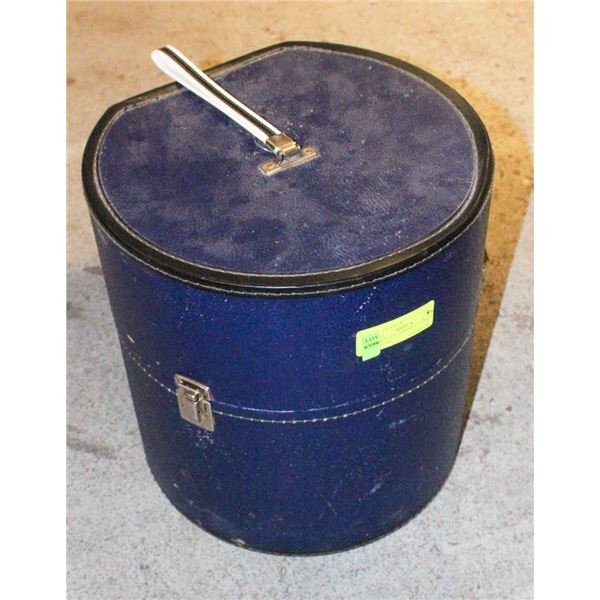 VINTAGE 13" HAT STORAGE CASE
