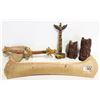 Image 1 : BOX OF VINTAGE INDIGENOUS DECOR