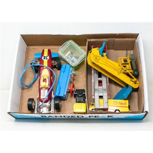 FLAT OF VINTAGE METAL TOYS