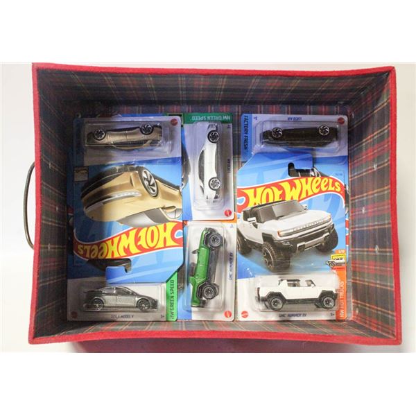 6 SEALED HOTWHEELS