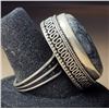 Image 2 : 12)  NATURAL GREY/BLUE MOTTLE EFFECT SZ 8 JASPER