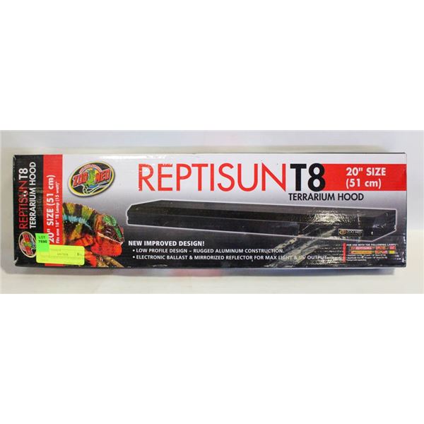 ZOO MED REPTISUN T8 TERRARIUM HOOD