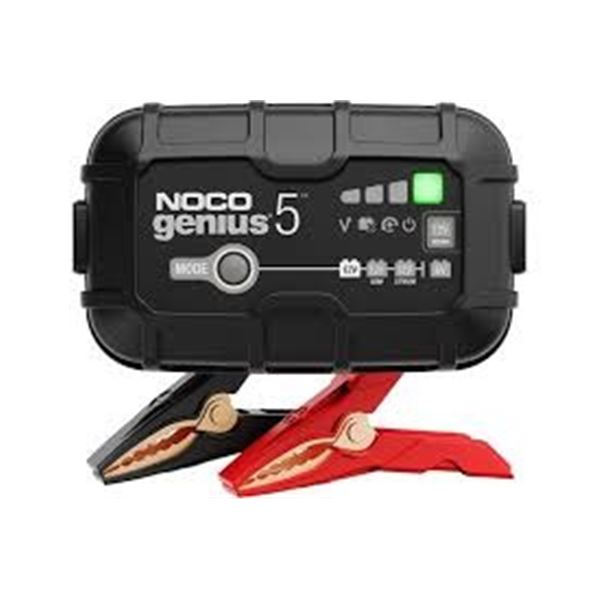 BRAND NEW NOCO GENIUS 5 BATTERY CHARGER