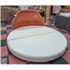 Image 1 : KING SIZE ROUND BED. 92” WIDE BASE IN THE MIDDLE