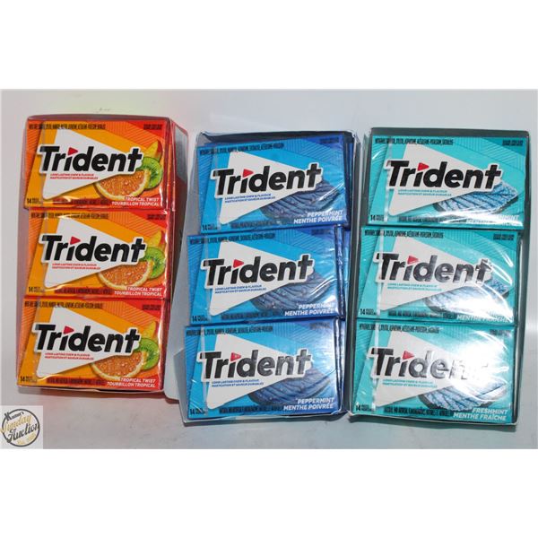 LOT OF ASSORTED TRIDENT GUM